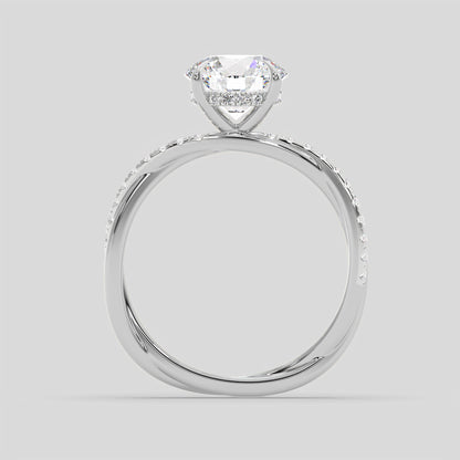 Lunara Round Diamond Twist Ring