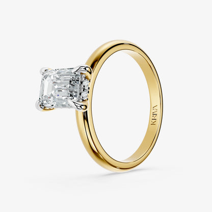 Emerald Claw Solitaire Diamond Ring